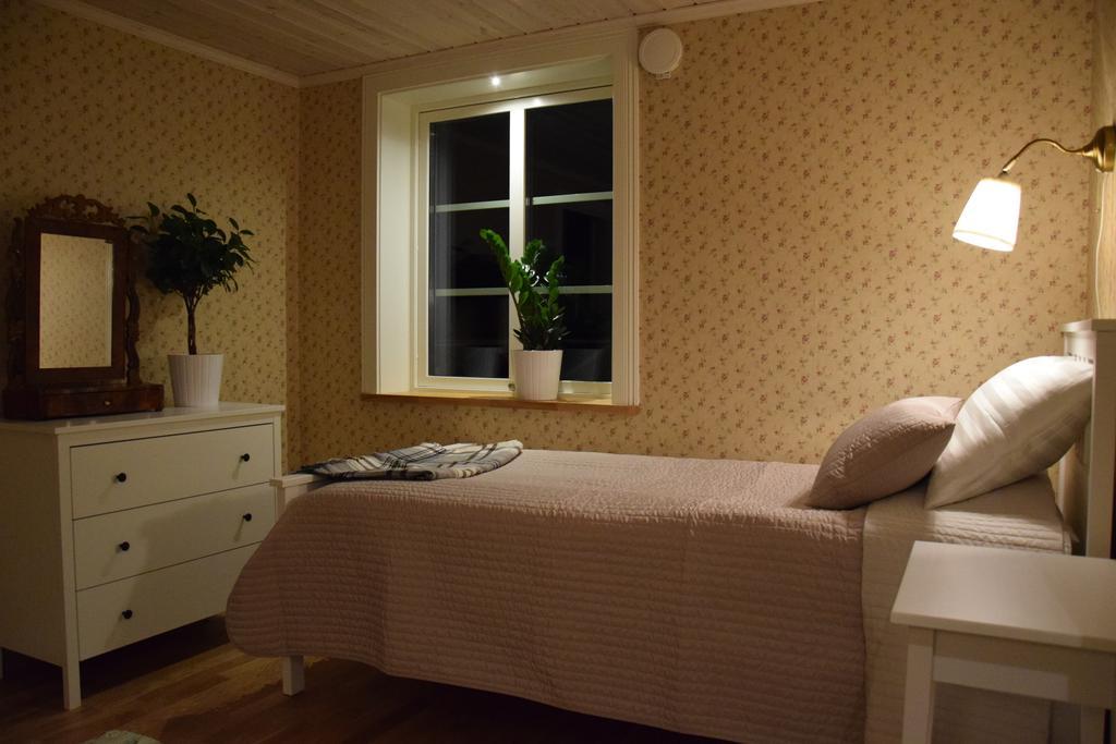 Kronobo Marieholm  Buitenkant foto