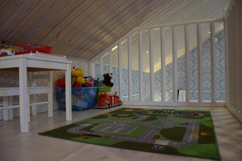 Kronobo Marieholm  Buitenkant foto